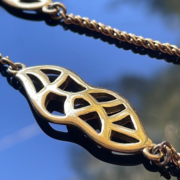 Gold Necklace - Picture 2 of 8